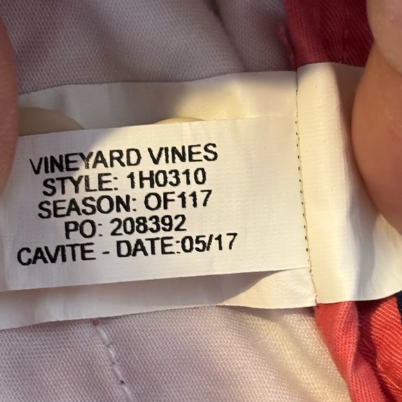 Vineyard Vines Pink Flat Front Summer Shorts Size 33 - Picture 9 of 9